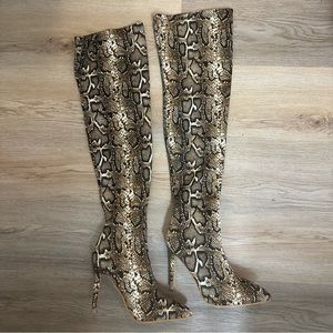 Womens 42 sexy snakeskin over the knee stilletto boots